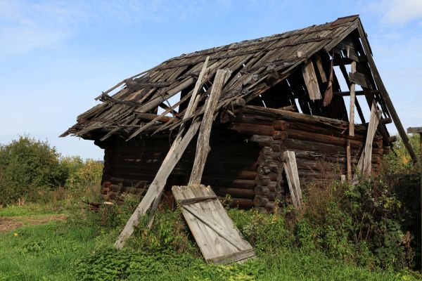 Pole Barn Demolition in Moses Lake