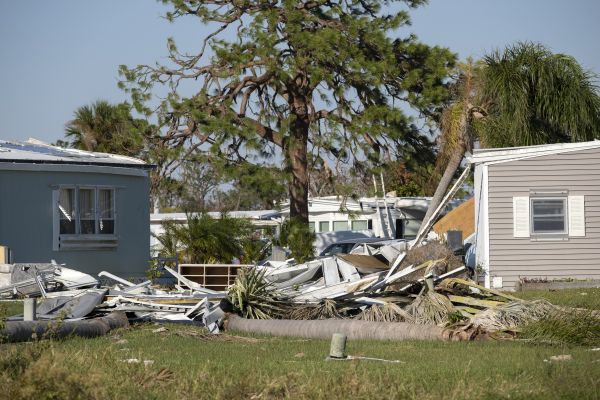 Double Wide Demolition in Moses Lake