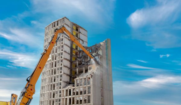 Commercial Building Removal in Moses Lake