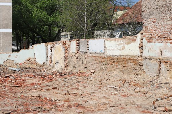 Brick Wall Demolition in Moses Lake